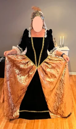Baronesse Maria-Christina Kostume