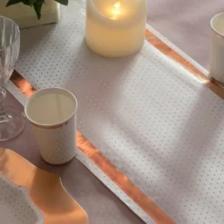 Bordløber Prikket Hvid/Lyserød