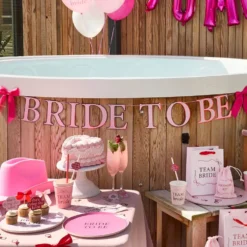 Guirlande Bride to Be lyserød med sløjfer