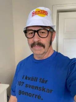 Ikväll Får 107 Svenskar Gonorré T-shirt