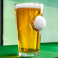 Ølglas med Golfbold