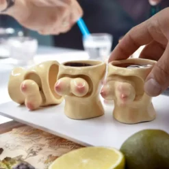 Shotglas Gyngende Bryster