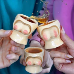 Shotglas Gyngende Bryster
