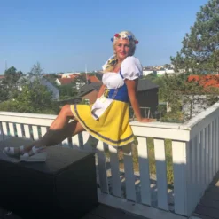 Sverigepigen Kostume