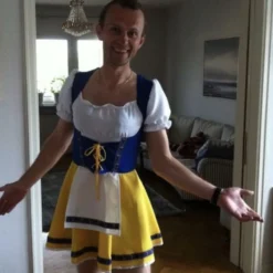 Sverigepigen Kostume